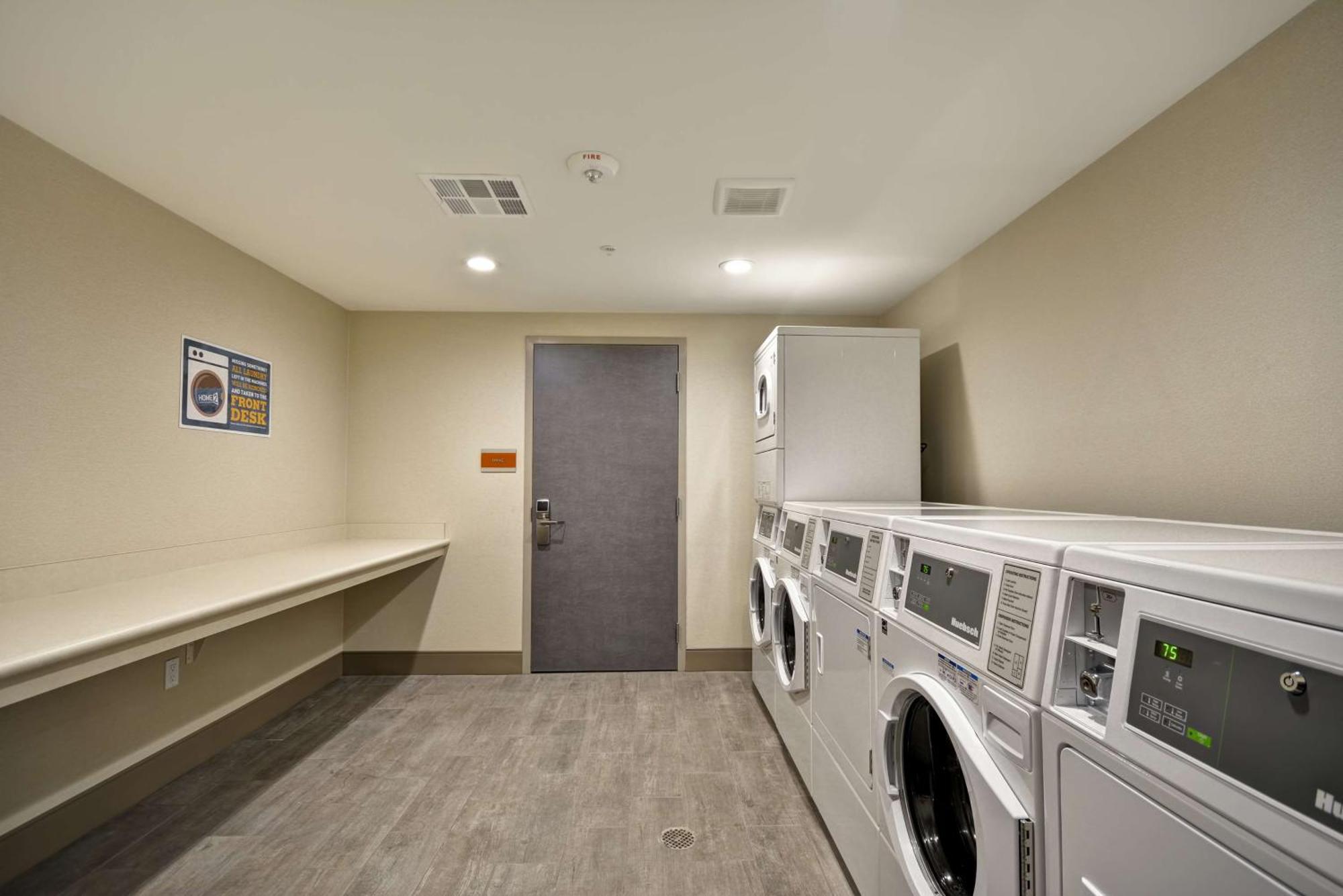 Home2 Suites By Hilton Hanford Lemoore Екстериор снимка